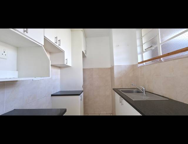1.5 BEDROOM APARTMENT SOLD IN GLENWOOD